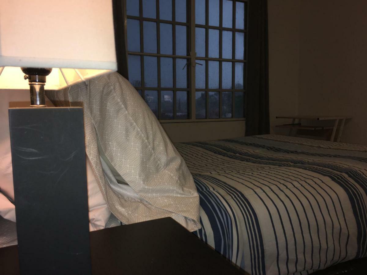 Casa Bravia - Hostal Para Mujeres 과달라하라 외부 사진